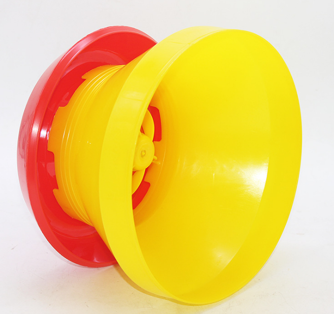 Biały podajnik i poidło dla drobiu PP Automatyczne poidła i podajniki dla kurczaków 2