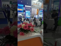 Automatyczne urządzenie do karmienia drobiu z 1-99 g materiału z tworzywa sztucznego